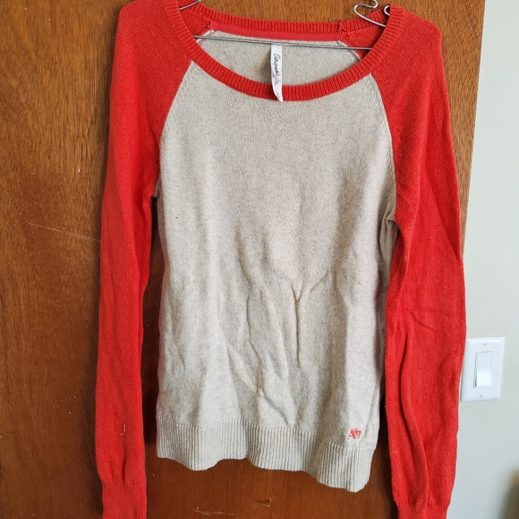 Aeropostale Sweater - Picture 1 of 4